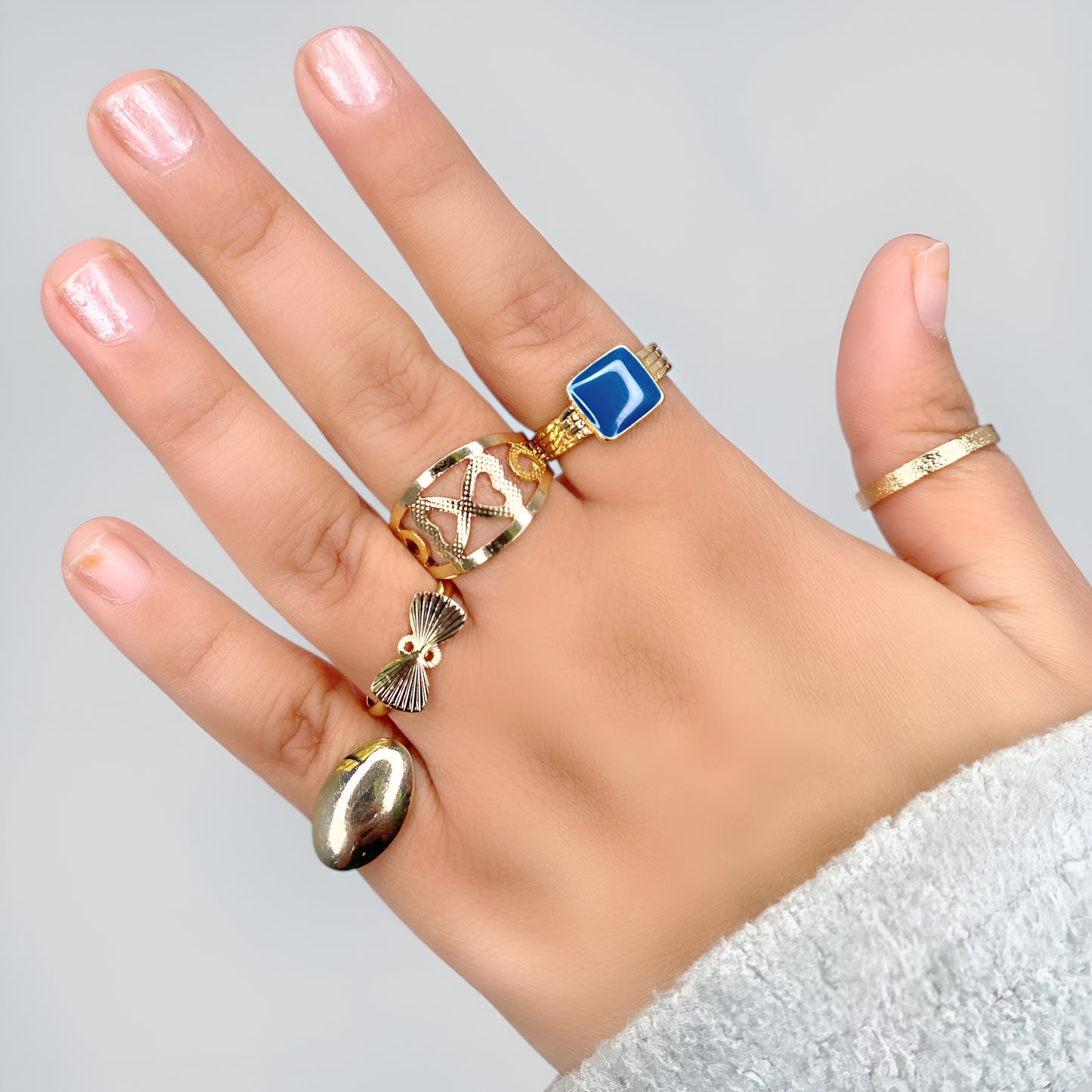 Stylish Golden Plated 5 Combo Rings Set for Women