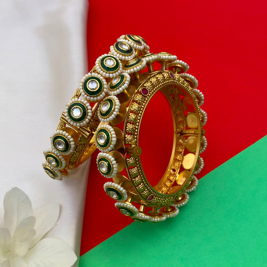 Traditional Green Kundan Rajwada Bangles by Vatiyaana Jewels