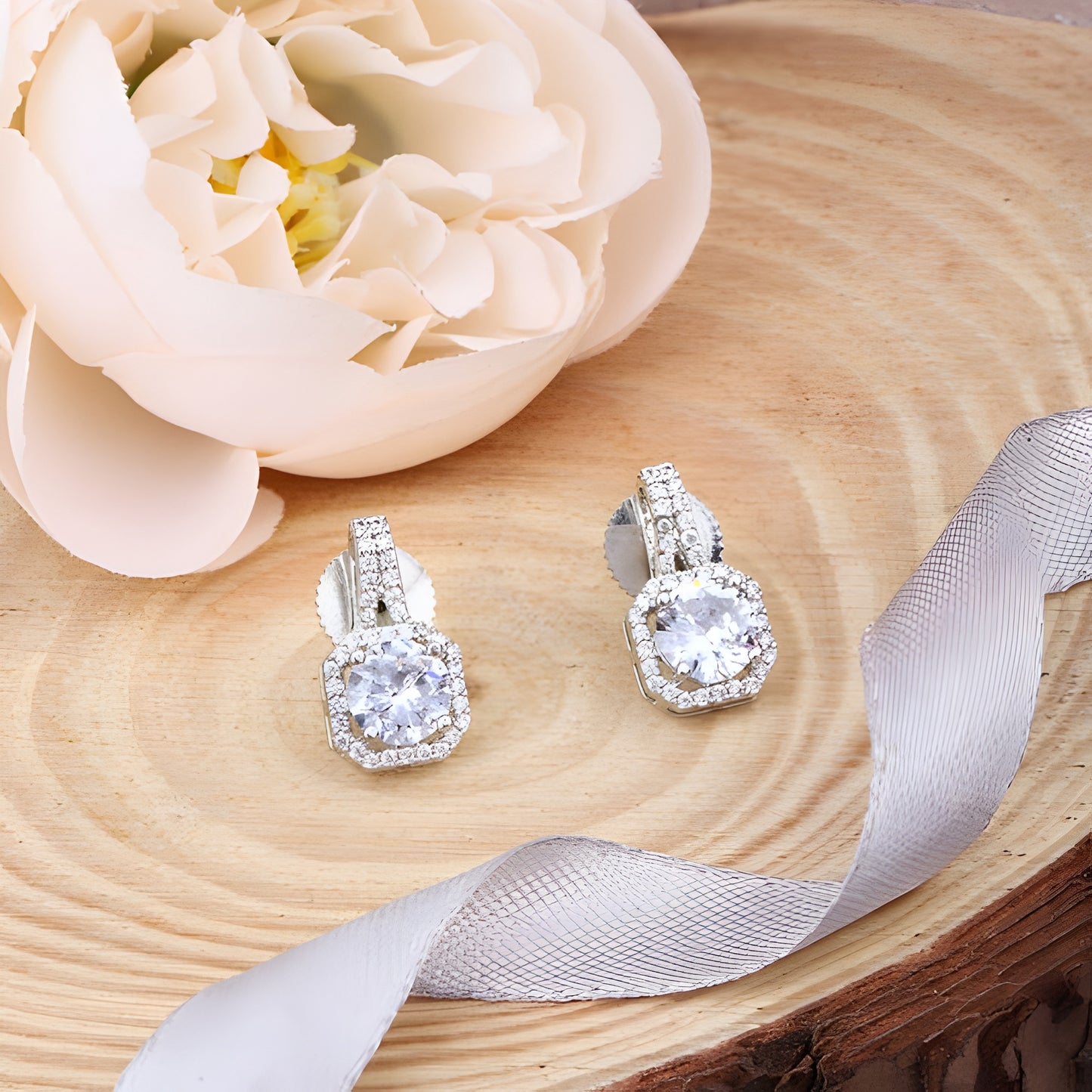 Beautiful Square Cut Single AD Solitaire Chain Pendant with Studs