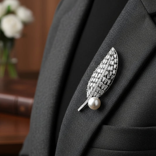 Leaf Brooch in Silver Plating