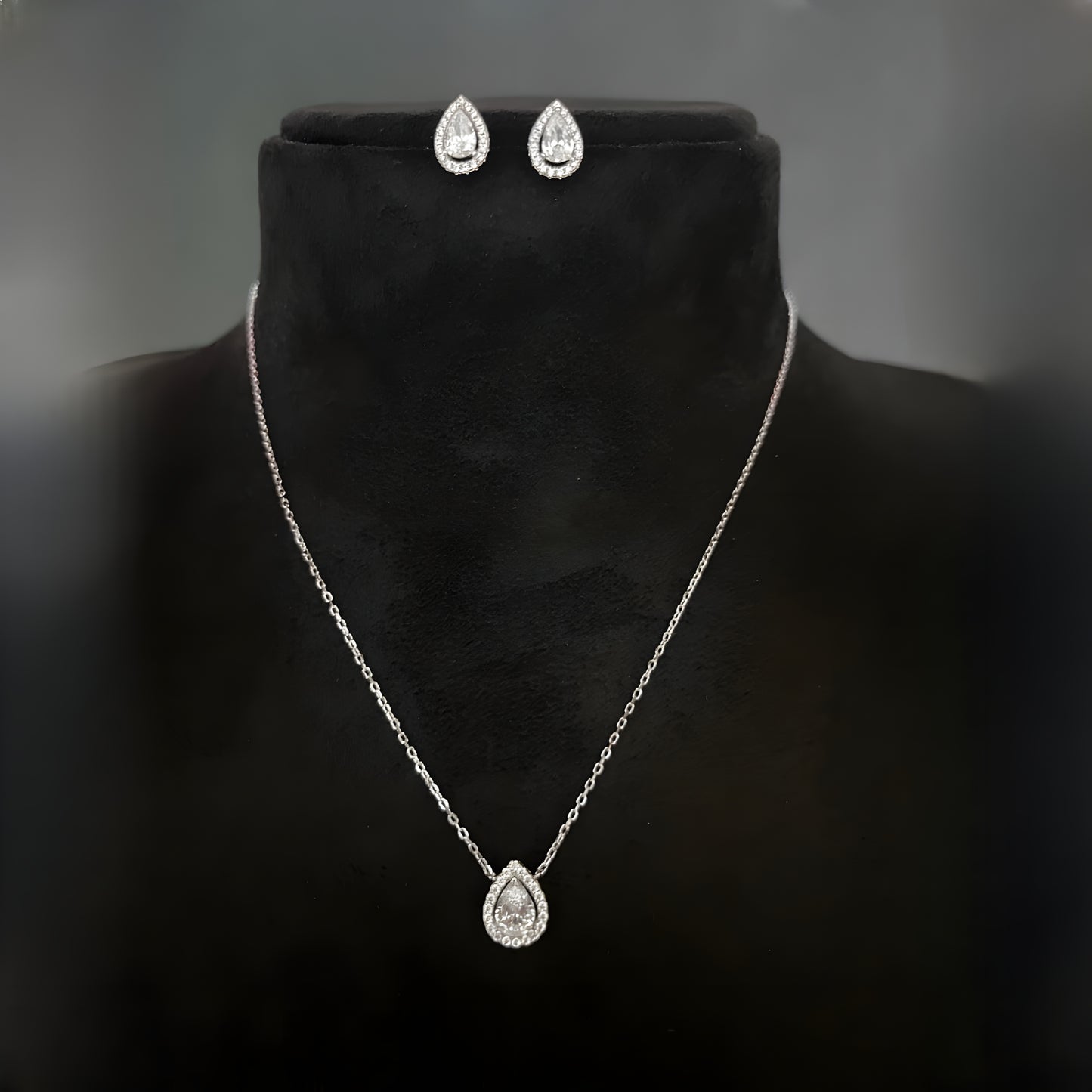 Beautiful Drop Single AD Solitaire Chain Pendant Set with Studs